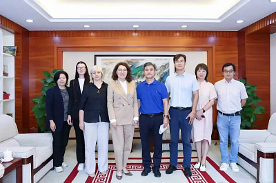Vice Rector of the Russian Foreign Trade Academy Visits Beijing Union University